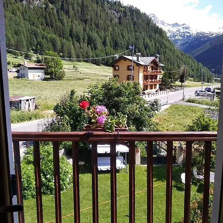 Casa Walter- Vda-la Thuile- Cir 0024 拉蒂勒